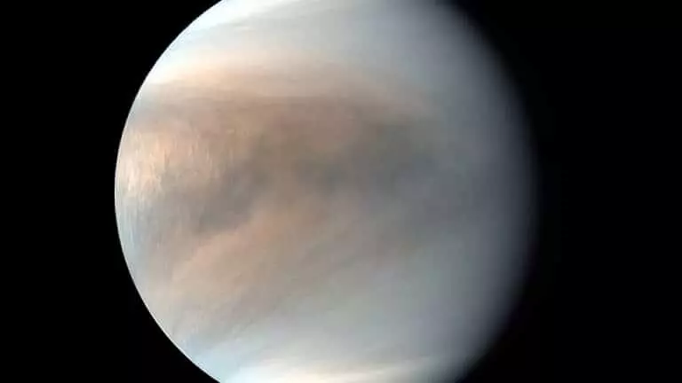 Зонд «Паркер» разгадал тайну свистящих атмосфериков на Венере