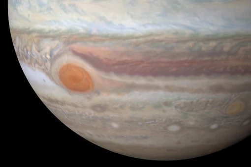 Ученые NASA составили новую карту Юпитера и показали съемку планеты в Ultra HD