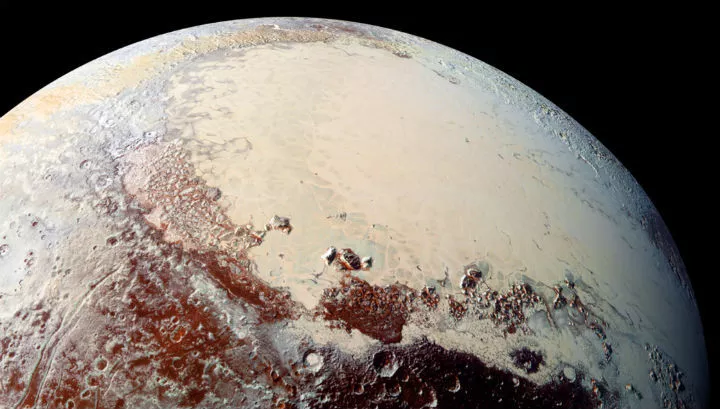 Геология Плутона не похожа на другие планеты