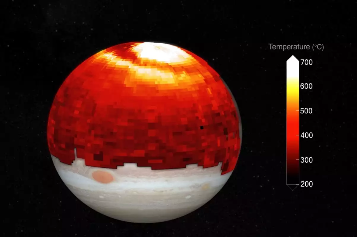 Астрономы назвали причину аномальной жары в атмосфере Юпитера