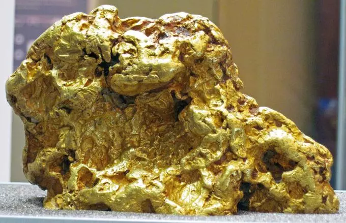 Исследователи изучили альтернативный метод получения золота из минералов