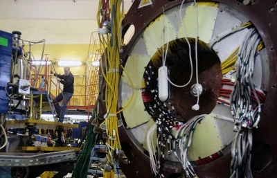 Эксперименты на "втором Большом адронном коллайдере" начнутся в 2022 году